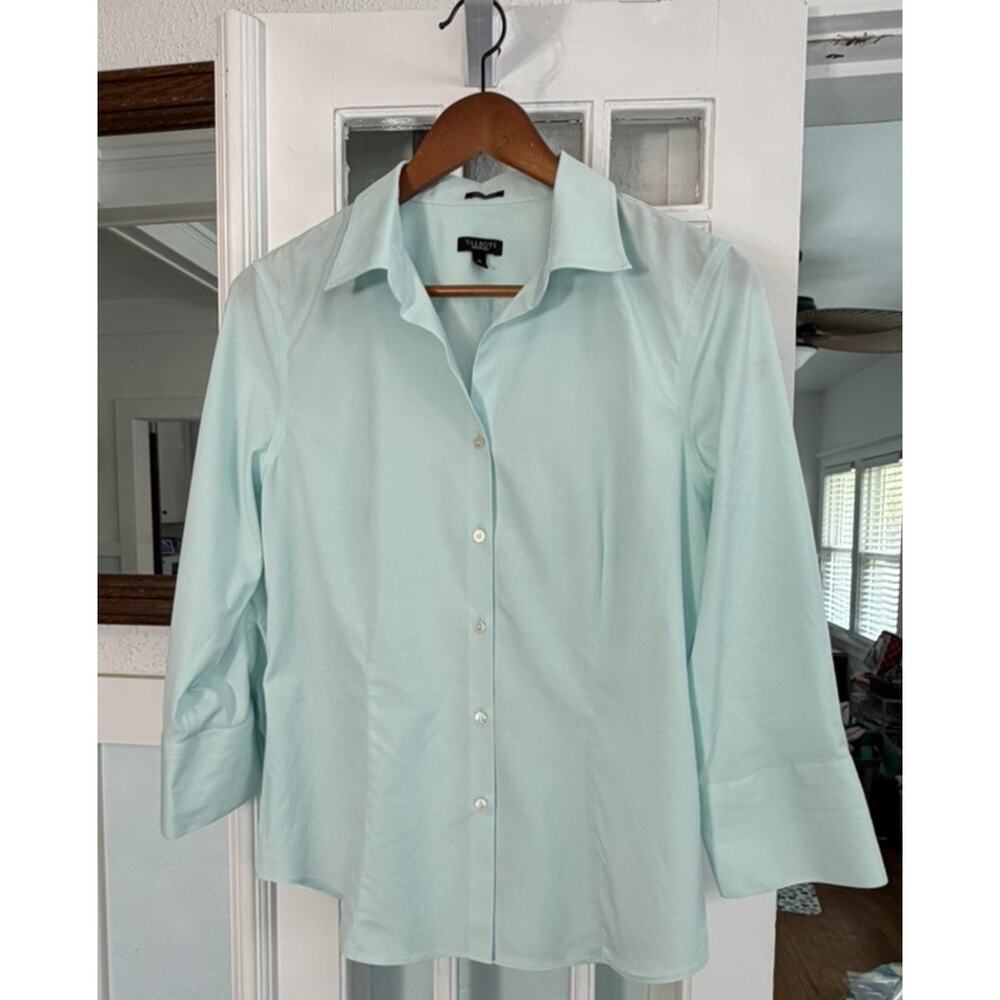 Talbots Perfect Shirt Size 10 Blue Button Down Shirt Casual Cotton Blouse